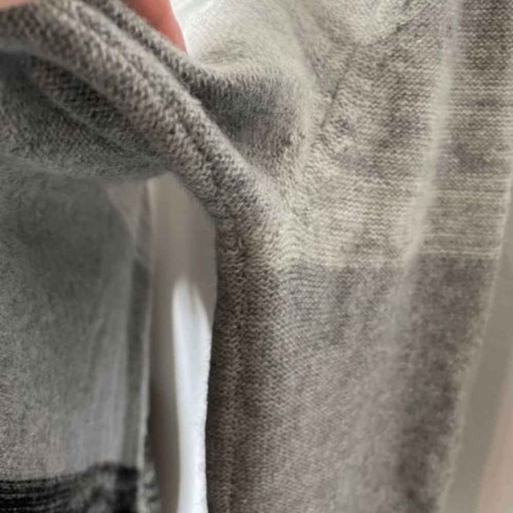 C by Bloomingdales Gray Block Cashmere Turtleneck Sweater - Picture 2 of 5